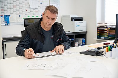 Bashkim Graicevci bei der Arbeit